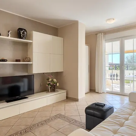 Apartment Opatic *