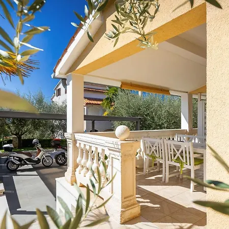 Opatic 公寓 波雷奇